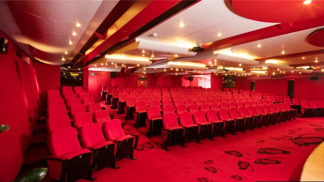 世紀神話號蝴蝶劇院