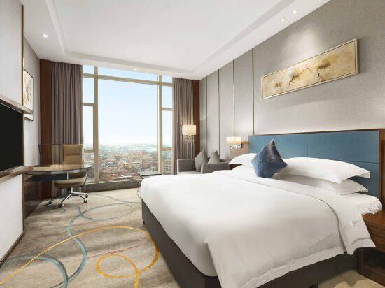 順德華美達酒店