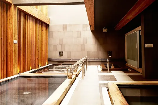 日式溫泉水療按摩體驗