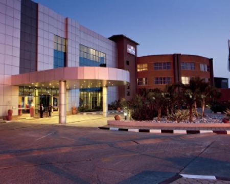 香港-恩德培自由行 卡塔爾航空公司+恩德培萬豪普羅蒂酒店