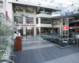 香港-貝魯特自由行 阿聯酋國際航空公司+哈姆拉貝魯特皇冠假日酒店