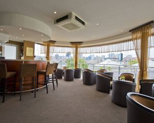 香港-温得和克自由行 南非航空公司+温荷克福爾斯騰霍夫萬豪普羅蒂酒店