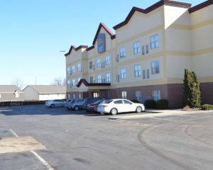 香港-印第安納波利斯自由行 美國達美航空公司+貝斯特韋斯特機場套房酒店