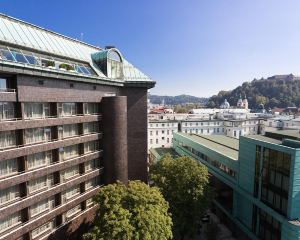 香港-盧布爾雅那自由行 芬蘭航空公司+u 酒店