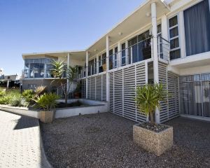 香港-温得和克自由行 埃塞俄比亞航空公司+温荷克福爾斯騰霍夫萬豪普羅蒂酒店