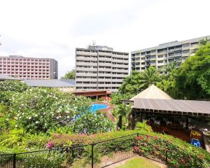 香港-莫爾茲比港自由行 菲律賓航空公司+泊特莫爾斯比港套房酒店