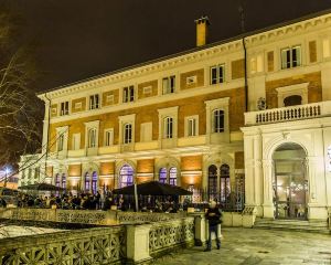 香港-博洛尼亞自由行 英國航空公司+博洛尼亞珀緹西酒店