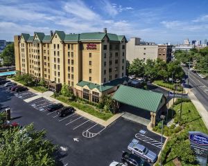 香港-納什維爾自由行 加拿大航空公司+納什維爾範德比爾特埃利斯頓廣場歡朋套房酒店