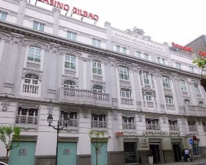 香港-畢爾巴鄂自由行 法國航空公司+庫裏森斯考特爾酒店