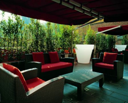 香港-博洛尼亞自由行 德國漢莎航空公司+博洛尼亞中心烏納酒店