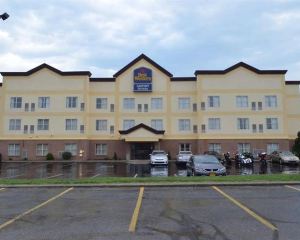 香港-印第安納波利斯自由行 美國聯合航空公司+貝斯特韋斯特機場套房酒店