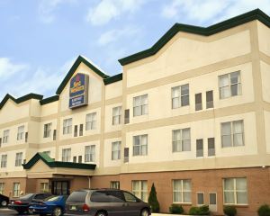 香港-印第安納波利斯自由行 全日本空輸株式會社+貝斯特韋斯特機場套房酒店