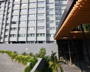 香港-阿比讓自由行 阿聯酋國際航空公司+鉑爾曼阿比讓酒店