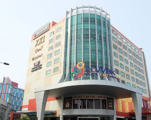 香港-巴釐巴板自由行 印尼嘉魯達航空+巴里巴班伽特拉大酒店