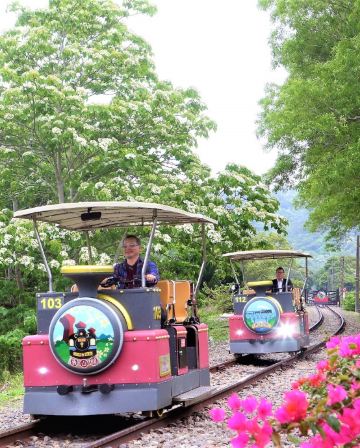 台中+台北 溫泉+向陽農場 5天賞花之旅 2晚溫泉酒店、LaLaport台中、國家歌劇院、安妮公主花園、松山文創園區*再減-$160憑指定中銀咭推廣碼【BOC160A3】