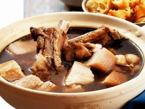 傳統滋補肉骨茶& 秘製蒜香乾肉骨茶