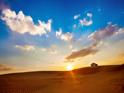 【香港直航呼和浩特】內蒙古未來草原、呼和浩特、鄂爾多斯6天純玩之旅‧鄂爾多斯未來草原、響沙灣(騎駱駝、全地形車、大腳怪)、大召寺、成吉思汗陵、鄂爾多斯文化產業園、清真大寺、伊利健康谷