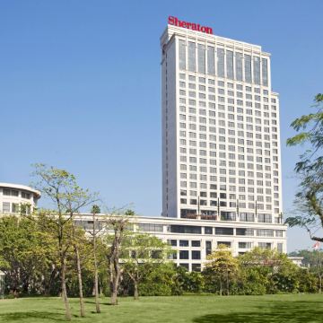 《中山逍遙遊》國際品牌Sheraton中山喜來登酒店(中山華發商都)(夜遊孫文西路步行街)【海鮮火鍋烤肉自助餐】【(位上)八珍薈萃翡翠盅+鮑汁扒海參宴】【金鐘罩古法燒鵝(保證每席1隻)】中山純玩2天團