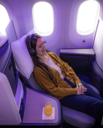 【升級之選~商務客艙】【新西蘭南北島】【 6-8月出發】秋冬「純」美9天之旅/探索真實存在的毛利村落、於Kinross 酒莊享用豐富午餐及品嚐新西蘭葡萄酒/到訪電影哈比人村(魔戒拍攝場地)導覽之旅