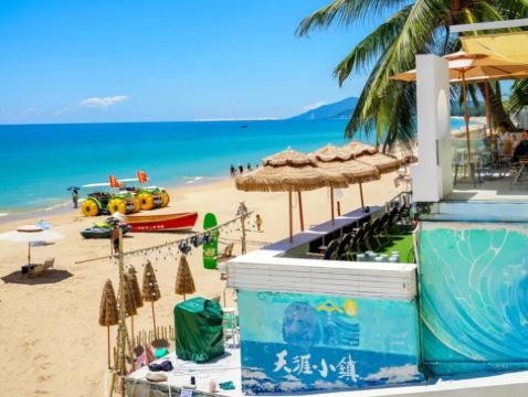 海南島(三亞、陵水、萬寧)5天純玩團 天涯藍白小鎮、亞龍灣國際玫瑰谷、清水灣、鹿回頭風景區、檳榔谷黎苗文化旅遊區、石梅灣、日月灣海門遊覽區、吉納客興隆咖啡博物館、天涯海角、鮮芒美食夜市