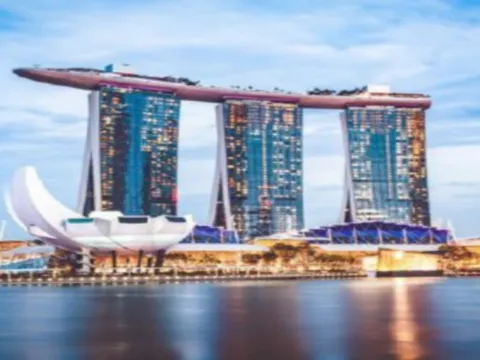 Royal Plaza on Scotts