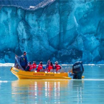 【9-11月夏遊~新西蘭南北島9天】【🔍毛利族文化~雷瓦雷瓦毛利村導覽、乘坐塔斯曼冰川船】【📷觀星之旅】🚢安排乘坐過百年歷史蒸汽船~瓦爾特峰高原牧場豐富午餐/前往著名懷托摩鐘乳石及螢火蟲洞