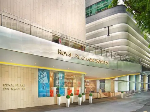 Royal Plaza on Scotts