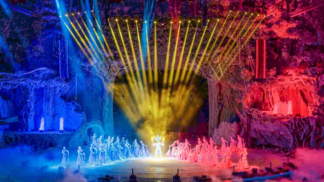 「廣州長隆國際大馬戲」