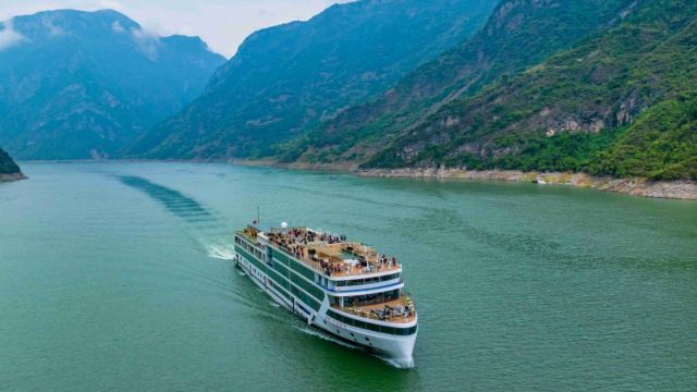 世紀遊輪~江山如詩號