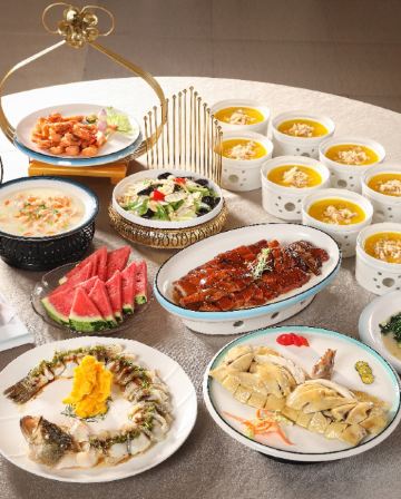  《鮑參翅肚~四重奏》【(位上)金湯蟹皇魚翅羹+大鵬展翅果園雞】【(位上)鮑汁海參燴鮑魚+紅腰豆燴花膠】【(位上)鮑魚邊燉羊肚菌+金湯五穀雜糧燴海參】暢遊「廣州動物園」(重本包門票)廣州美食純玩2天團