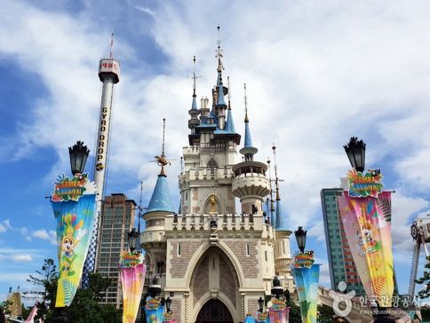 江村+首爾 5天冬日親子之旅    ※【保證2晚江村Elysian度假村+冬日滑雪體驗+傳統韓式三溫暖】、江村Rail Bike、樂天世界+水族館、樂高樂園、Zoolung Zoolung 室內動物園