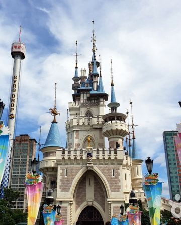 江村+首爾 5天冬日親子之旅    ※【保證2晚江村Elysian度假村+冬日滑雪體驗+傳統韓式三溫暖】、江村Rail Bike、樂天世界+水族館、樂高樂園、Zoolung Zoolung 室內動物園