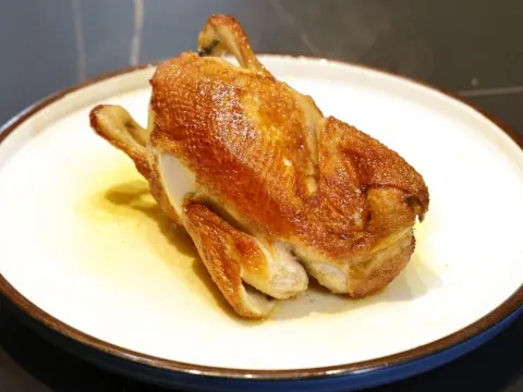 非遺獲獎美食:海沙煨果園走地靚雞