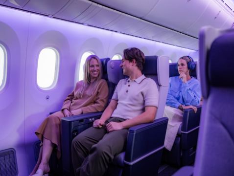 【升級之選~特選經濟客艙】【新西蘭南北島】【 6-8月出發】秋冬「純」美9天之旅/探索真實存在的毛利村落、於Kinross 酒莊享用豐富午餐及品嚐新西蘭葡萄酒/到訪電影哈比人村(魔戒拍攝場地)導覽之旅