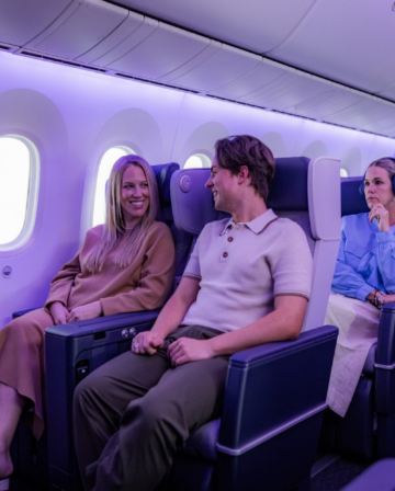 【升級之選~特選經濟客艙】【新西蘭南北島】【 6-8月出發】秋冬「純」美9天之旅/探索真實存在的毛利村落、於Kinross 酒莊享用豐富午餐及品嚐新西蘭葡萄酒/到訪電影哈比人村(魔戒拍攝場地)導覽之旅