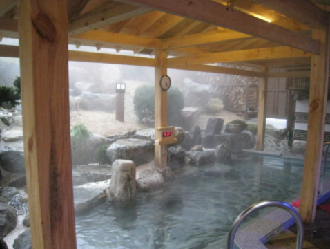 高城+束草+首爾6天賞景之旅 ※【雙重蟹宴】無限量任食東海名物紅蟹+藍絲帶認證食府~DeoDeo醬油蟹放題 ※尺山天然溫泉體驗、北韓領袖金日成別墅、DMZ統一瞭望塔、南怡島、加平海棠花鳥園