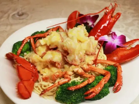 芝士伊麵焗波士頓龍蝦宴