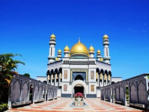 【4鑽】亞洲最富裕國家~汶萊 休閒4天團【乘船遊藍波灣~觀賞美景品嚐下午茶、水晶公園、傑米清真寺、蘇丹皇宮、汶萊傳統水鄉+品嚐地道糕點】