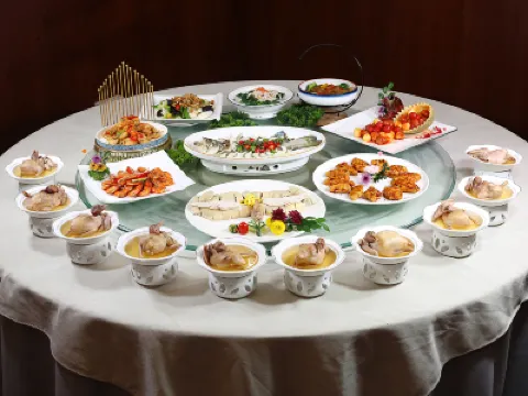 《中山漫遊》原價$749起,3月出發$599起~VIP包廂【(位上)仙鶴神針鴿呑花膠魚翅宴】食神推介【馳名荔枝柴燒鵝+特色薄荷炆鵝宴】保證入住中山大信酒店(原小欖皇冠假日酒店)中山純玩2天團 《中山漫遊》原價$749起,3月出發$599起~VIP包廂【(位上)仙鶴神針鴿呑花膠魚翅宴】食神推介【馳名荔枝柴燒鵝+特色薄荷炆鵝宴】保證入住中山大信酒店(原小欖皇冠假日酒店)中山純玩2天團