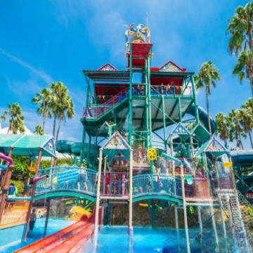 苗栗+台中 5天潮玩親子之旅  【保證1晚】苗栗飛牛牧場(新裝潢 簡樸休閒風格~《牧場原憩》園區)、【保證1晚】麗寶賽車主題旅店T11 T12 Hotel、【保證連續2晚】福容徠旅林口館 保證兩大床房