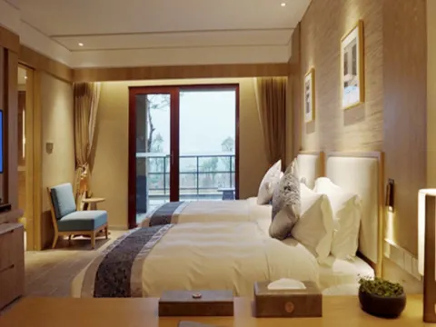 巴馬賜福湖君瀾度假酒店