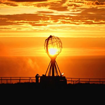 芬蘭(赫爾辛基、列維、羅凡尼米)、瑞典(斯德哥爾摩)、挪威(奧斯陸、康寧斯娃(最北點)、阿爾塔)、丹麥(哥本哈根)  之旅10天團【全包價】