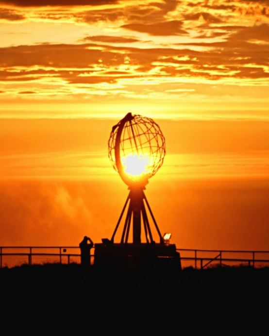 芬蘭(赫爾辛基、列維、羅凡尼米)、瑞典(斯德哥爾摩)、挪威(奧斯陸、康寧斯娃(最北點)、阿爾塔)、丹麥(哥本哈根)  之旅10天團【全包價】