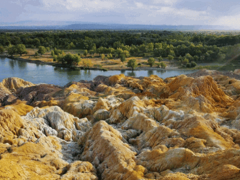~北疆直航8天純玩─走進人間仙境，美不勝收~東方瑞士風光~喀納斯、探秘圖瓦人村落~禾木、大自然鬼斧神工~魔鬼城、典型雅丹地貌~五彩灘、賽里木湖、烏魯木齊、布爾津自然風光之旅