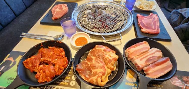 明倫進士烤排骨	