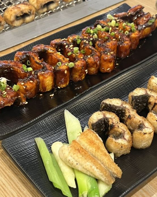 釜山地道韓食6天之旅  ※【BlueRibbon推介餐廳】風川灣烤鰻魚;活鮑魚海鮮辛辣麵+韓式海膽一口紫菜飯捲;海鮮烤貝料理;機張名物:松葉蟹料理;【藍絲帶認證食府】釜山豬手料理