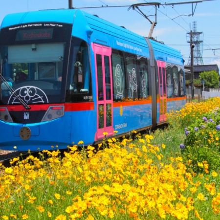 北陸、名古屋 美景童話6天之旅  多啦A夢彩繪電車體驗、「藤子·F·不二雄」資料館、牧歌之里、「日本最老木造再建城堡」郡上八幡城、「世界文化遺產」白川鄉合掌村、「日本三大名園」兼六園、高岡大彿、德川園