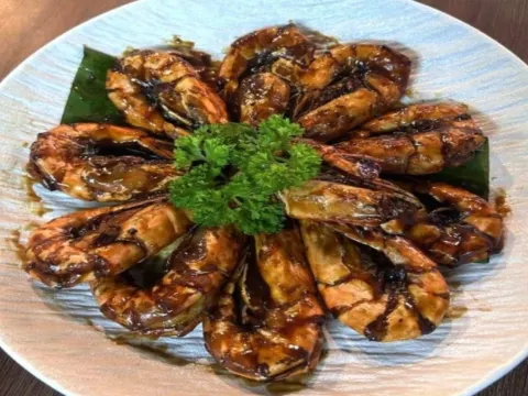 新派娘惹餐~羅望子蝦