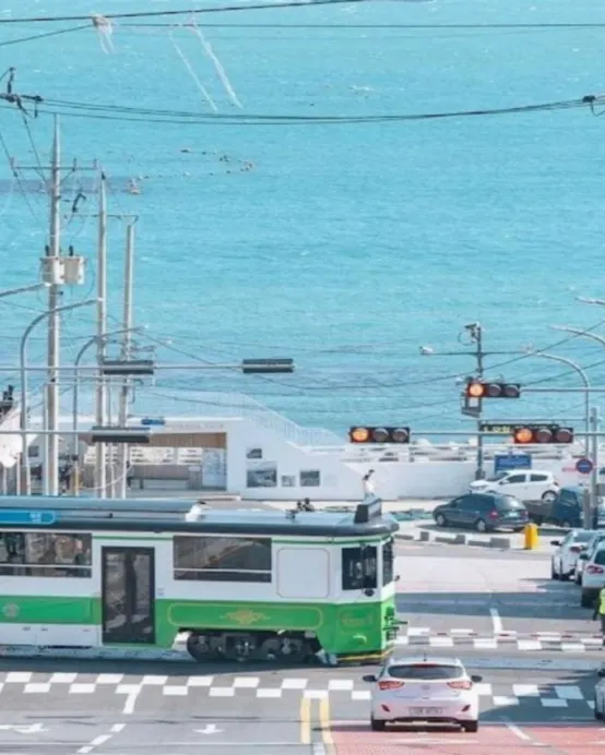 釜山4天周遊之旅 ※HillSpa韓式溫泉+汗蒸幕體驗、海雲台海岸列車、「沉浸式數碼藝術館」ArteMuseum、甘川洞文化村、P.Ark海景Cafe、海雲台電影大道、南浦洞+BIFF廣場