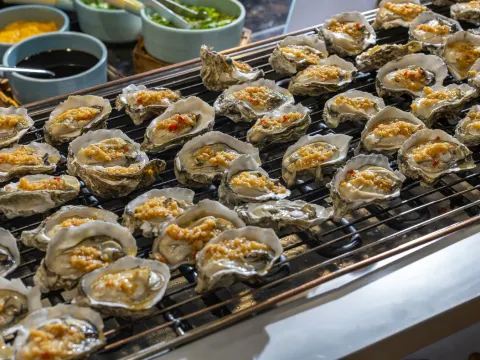 酒店豐盛海鮮自助餐